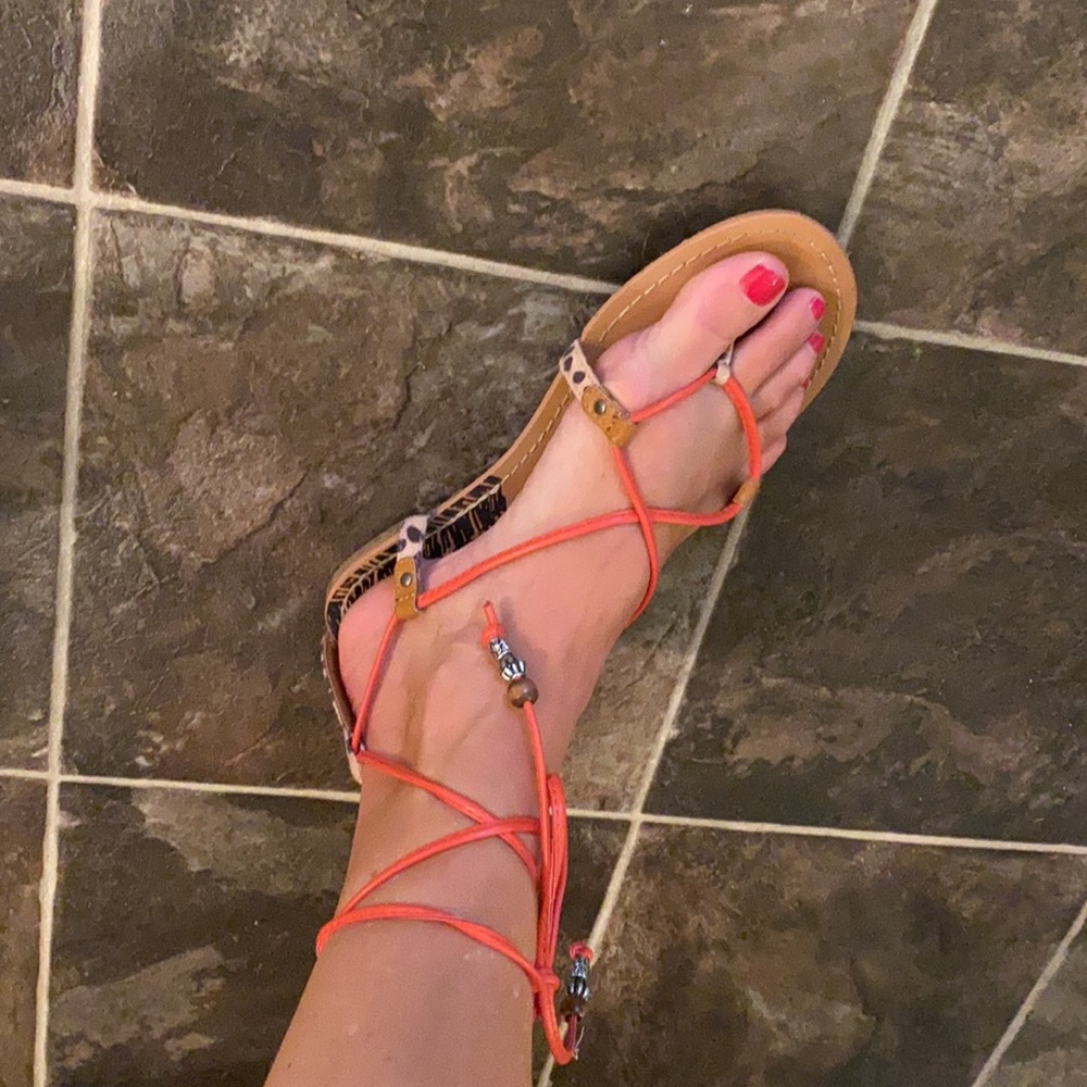 Ankle tie Sandals - Picture 7 of 9